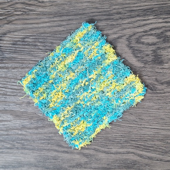 Mini Scrub Cloth, Hand Knit - Picture 2 of 6